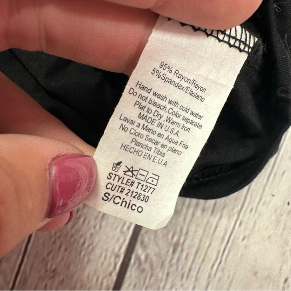 Boutique NWT Knit top with ruffle sleeve goth whisygoth minimalist casual - Picture 6 of 11